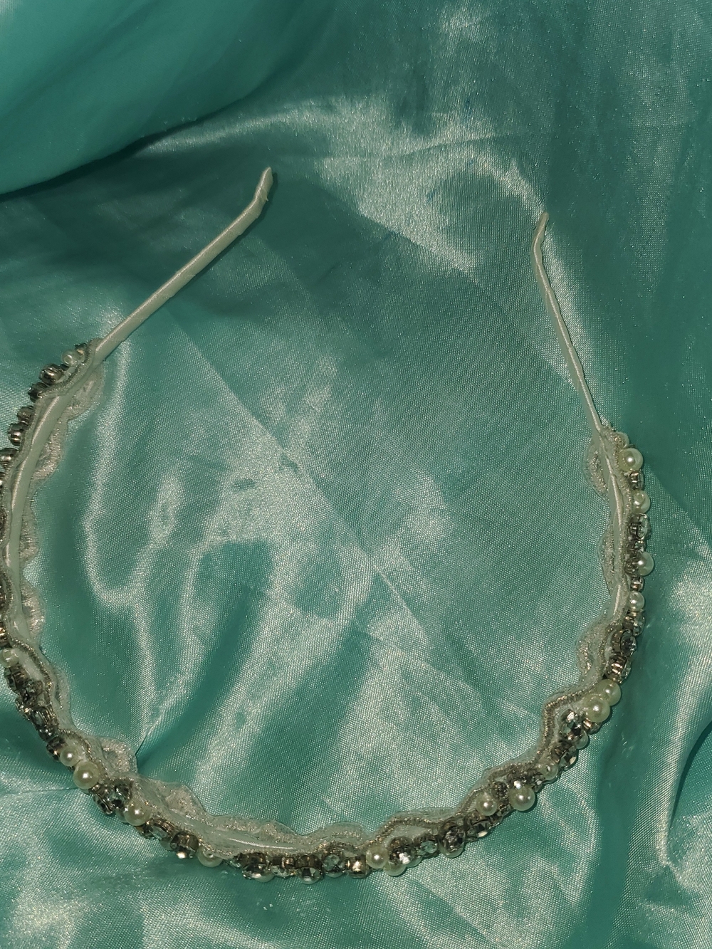 David's NWT Bridal White Pearl and Crystal Embellished Headband - Picture 3 of 8